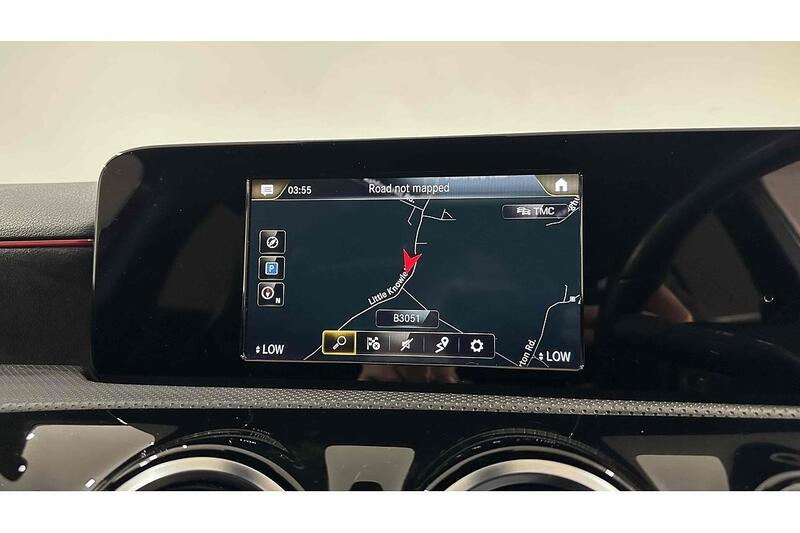 Mercedes-Benz A Class 1.3 A180 AMG Line Hatchback 5dr Petrol 7G-DCT Euro 6 (s/s) (136 ps) - U100