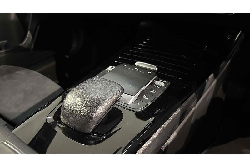 Mercedes-Benz A Class 1.3 A180 AMG Line Hatchback 5dr Petrol 7G-DCT Euro 6 (s/s) (136 ps) - U100