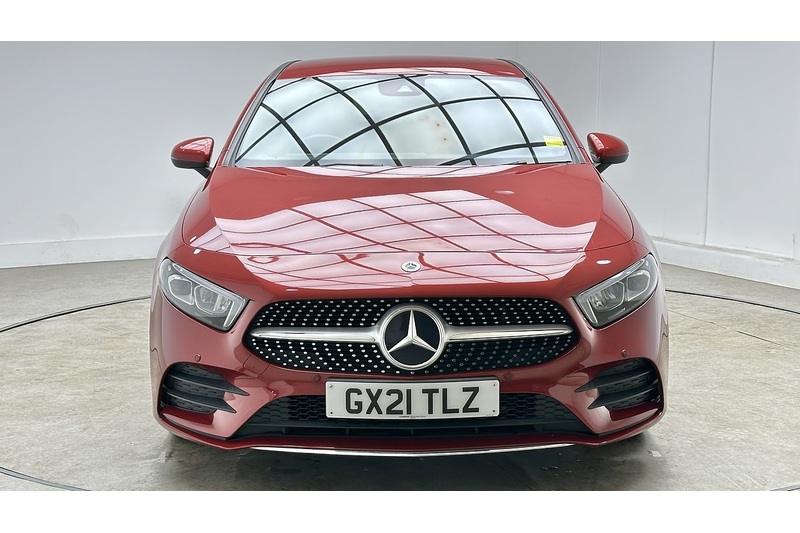 Mercedes-Benz A Class A180 AMG Line - U100