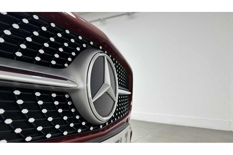 Mercedes-Benz A Class A180 AMG Line - U100