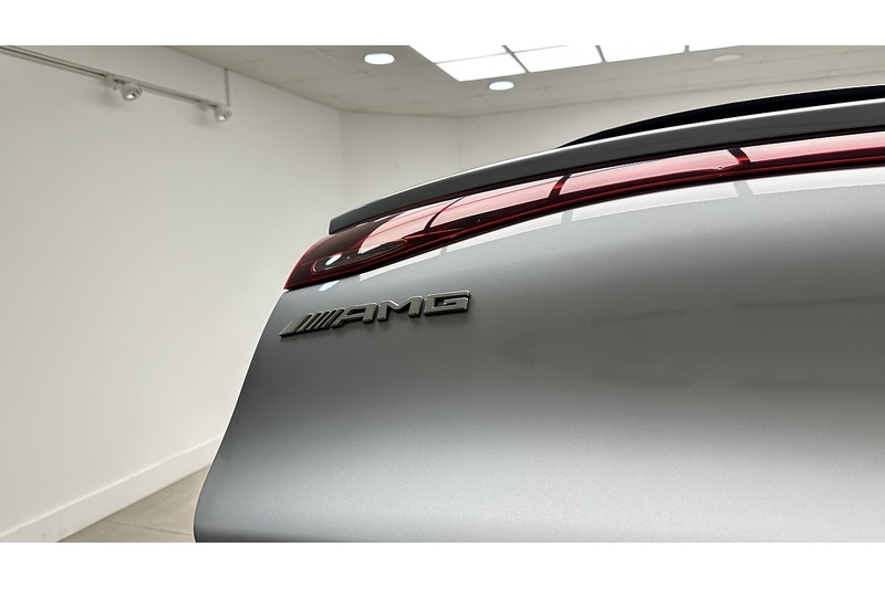 Mercedes-Benz Eqe Amg Eqe 53 4Maticplus Touring Hyperscreen - U103