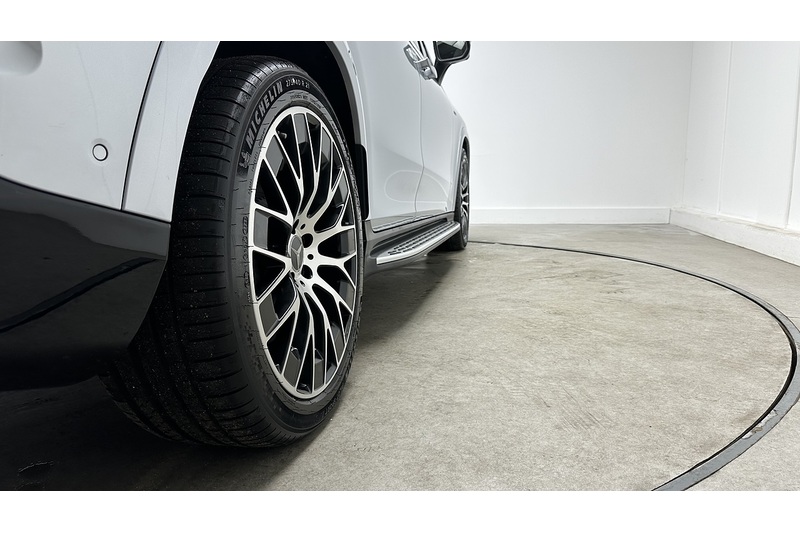 Mercedes-Benz Eqe Amg Eqe 53 4Maticplus Touring Hyperscreen - U103