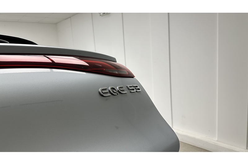 Mercedes-Benz Eqe Amg Eqe 53 4Maticplus Touring Hyperscreen - U103