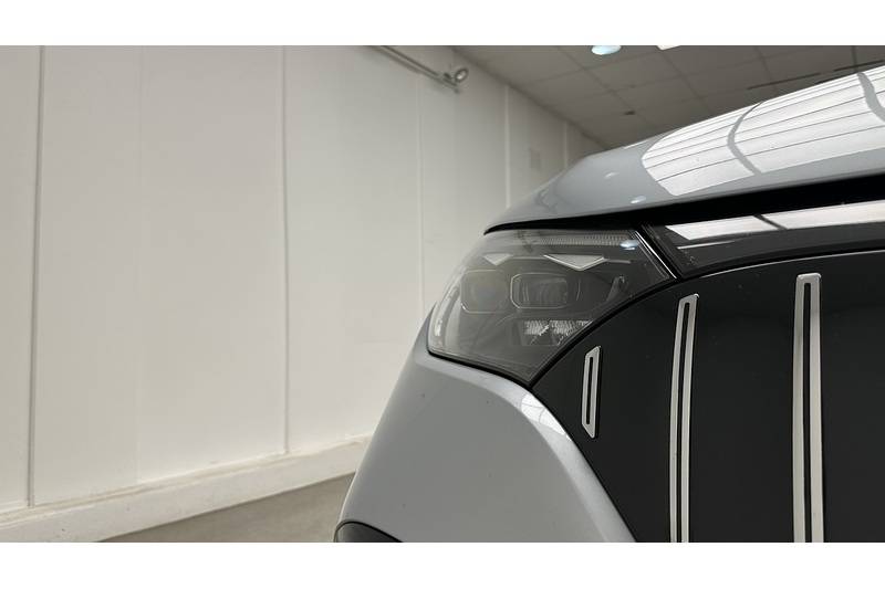 Mercedes-Benz Eqe Amg Eqe 53 4Maticplus Touring Hyperscreen - U103