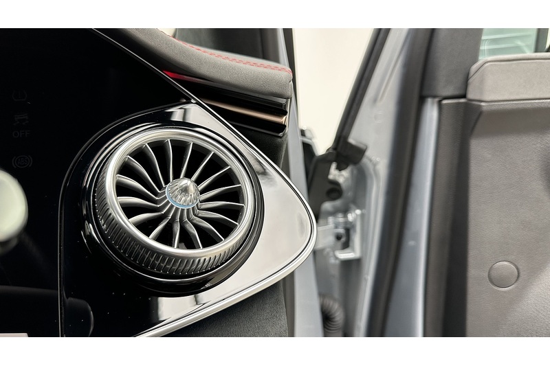 Mercedes-Benz Eqe Amg Eqe 53 4Maticplus Touring Hyperscreen - U103