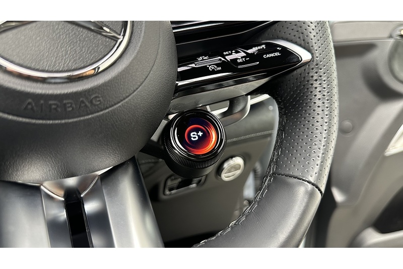 Mercedes-Benz Eqe Amg Eqe 53 4Maticplus Touring Hyperscreen - U103