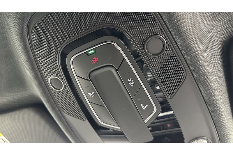 Audi A4 Avant TFSI Black Edition - U1056