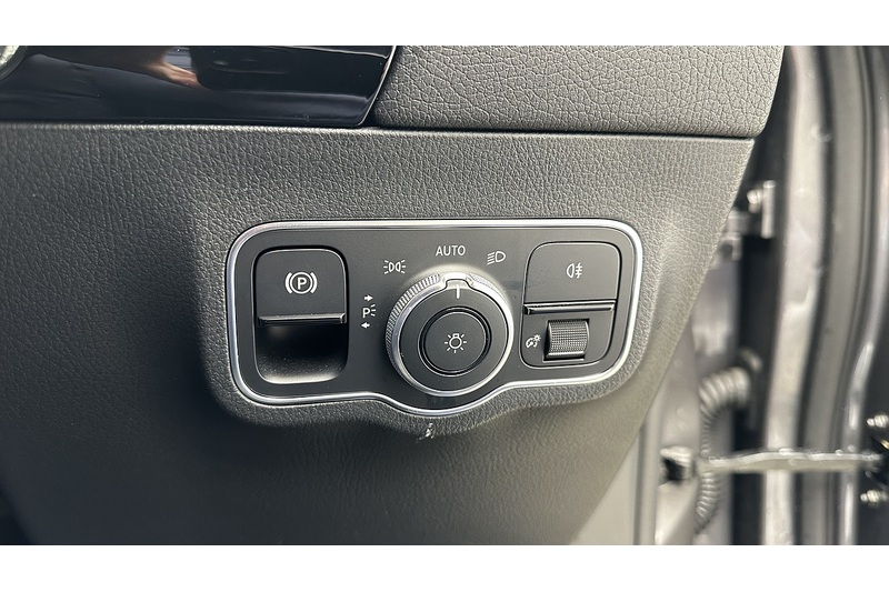 Mercedes-Benz EQA EQA 250 AMG Line - U1077