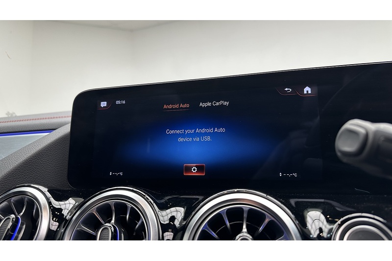 Mercedes-Benz EQA EQA 250 AMG Line - U1077