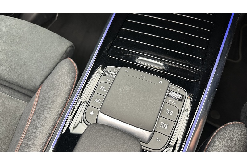 Mercedes-Benz EQA EQA 250 AMG Line - U1077