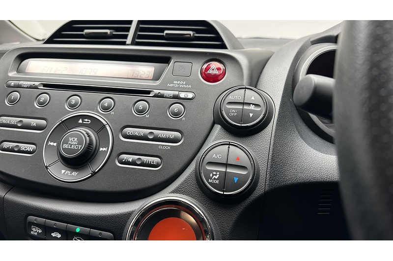 Honda Jazz i-VTEC ES Plus - U1117