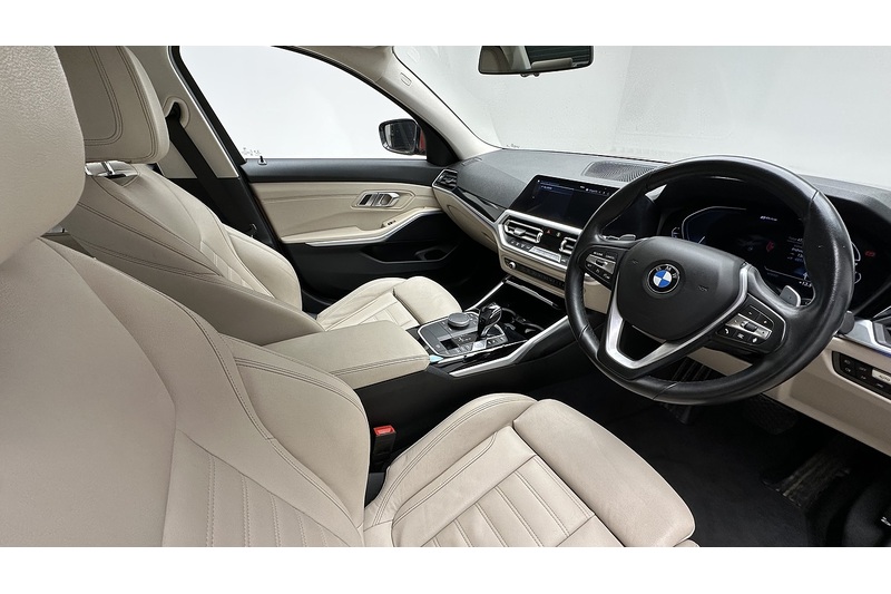 BMW 3 Series 330e Sport Pro - U1119