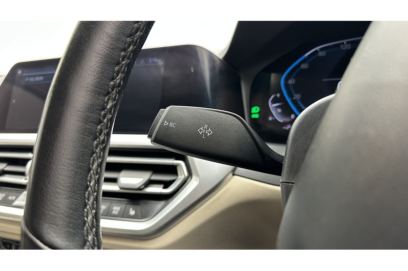 BMW 3 Series 330e Sport Pro - U1119