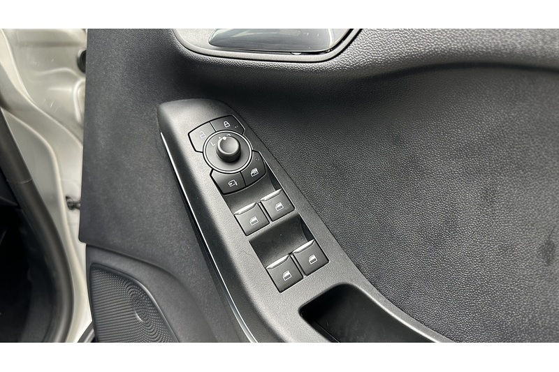 Ford Fiesta T EcoBoost MHEV ST-Line X Edition - U1142