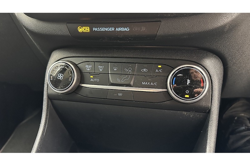 Ford Fiesta T EcoBoost MHEV ST-Line X Edition - U1142