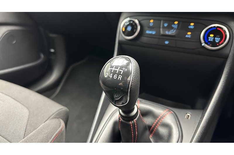 Ford Fiesta T EcoBoost MHEV ST-Line - U1143