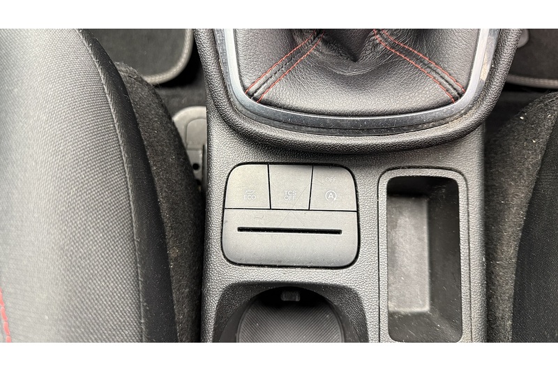 Ford Fiesta T EcoBoost ST-Line - U1208