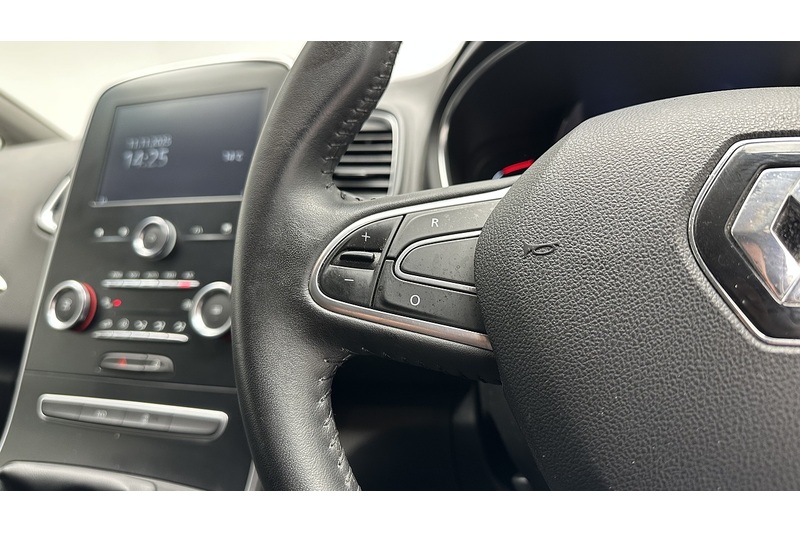 Renault Scenic Blue dCi Iconic - U1213