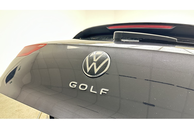 Volkswagen Golf TSI R-Line - U1217