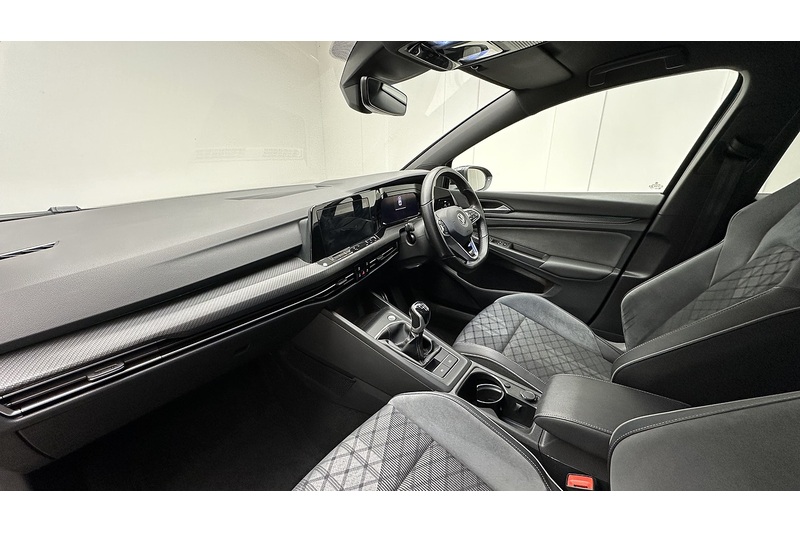 Volkswagen Golf TSI R-Line - U1217