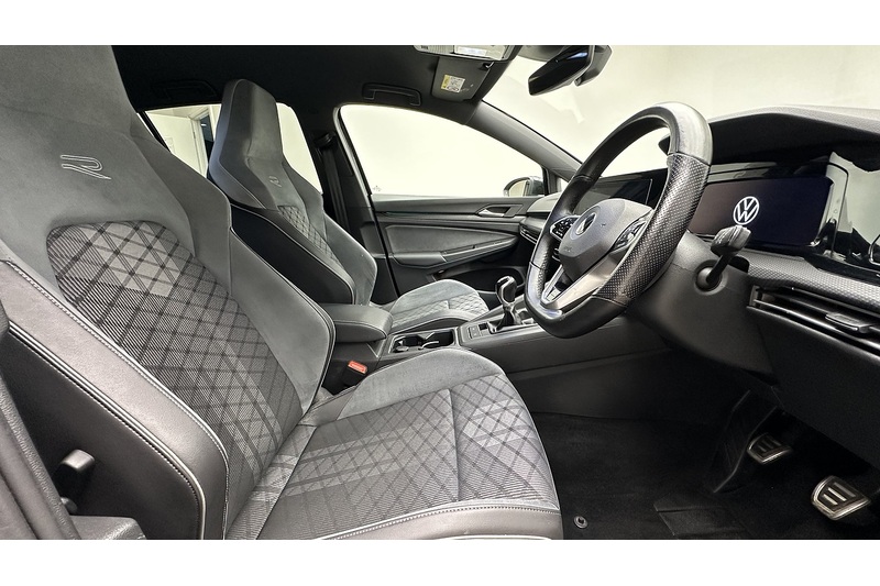 Volkswagen Golf TSI R-Line - U1217