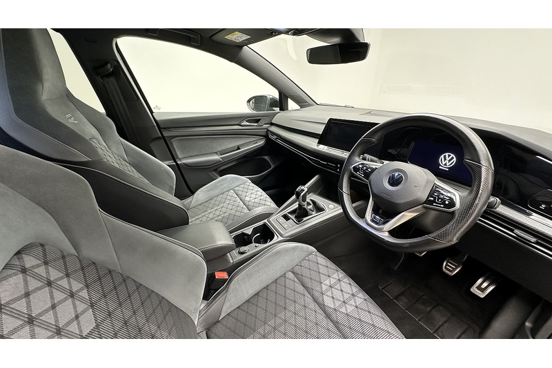 Volkswagen Golf TSI R-Line - U1217