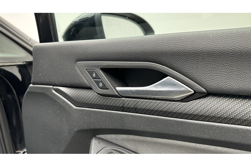 Volkswagen Golf TSI R-Line - U1217