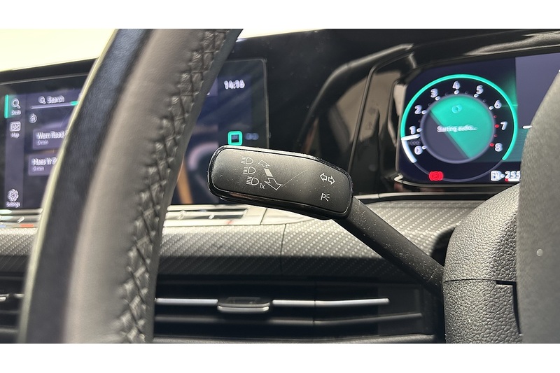 Volkswagen Golf TSI R-Line - U1217