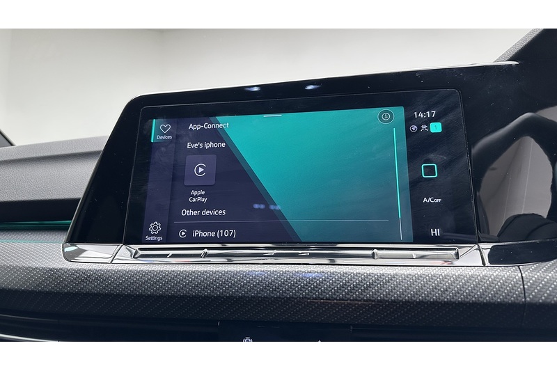 Volkswagen Golf TSI R-Line - U1217