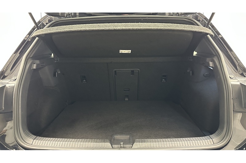 Volkswagen Golf TSI R-Line - U1217