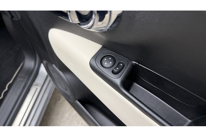 Fiat 500C MHEV Dolcevita Plus - U1227