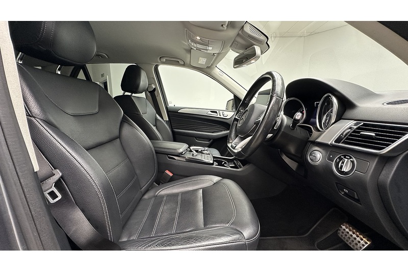 Mercedes-Benz GLE GLE250d AMG Line - U1241