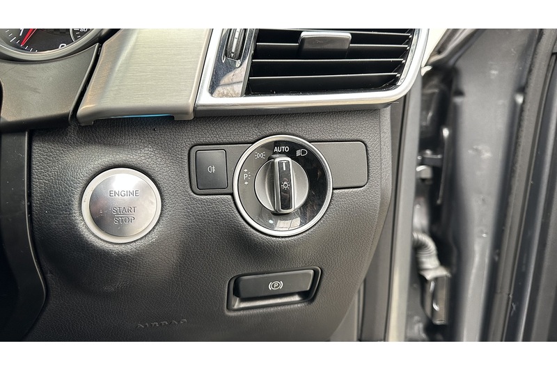 Mercedes-Benz GLE GLE250d AMG Line - U1241