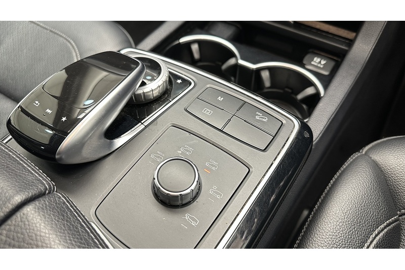 Mercedes-Benz GLE GLE250d AMG Line - U1241