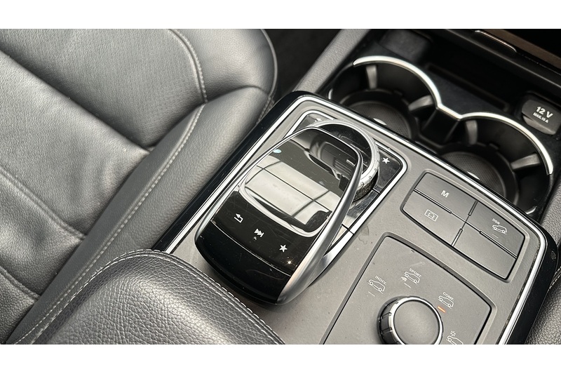 Mercedes-Benz GLE GLE250d AMG Line - U1241