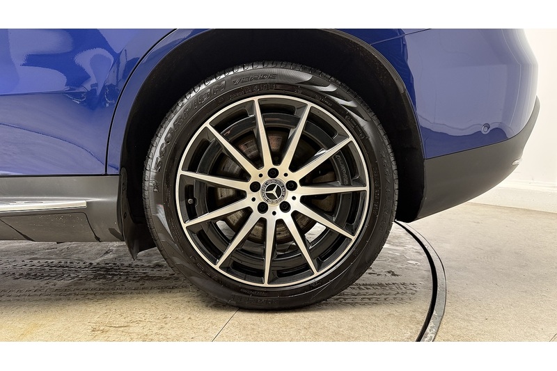 Mercedes-Benz EQC EQC 400 AMG Line - U1248