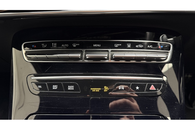 Mercedes-Benz EQC EQC 400 AMG Line - U1248