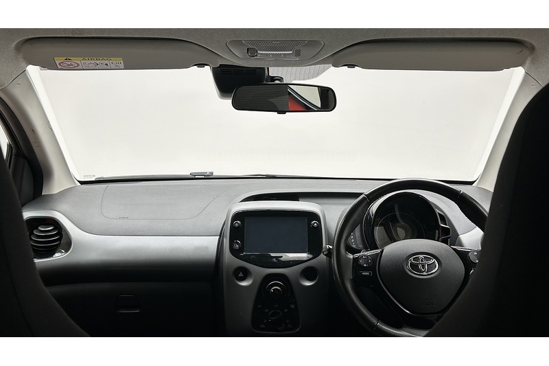 Toyota AYGO VVT-i x-play - U1276