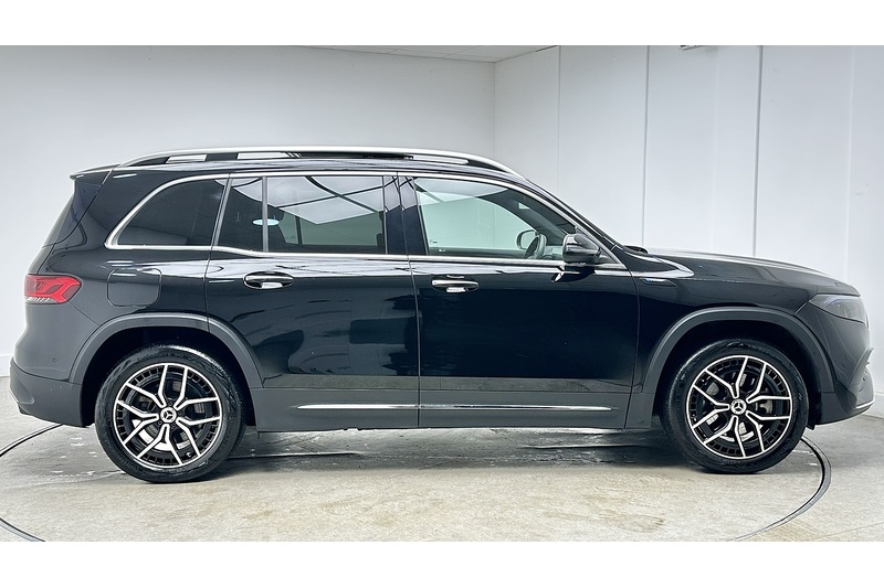 Mercedes-Benz EQB EQB 350 AMG Line - U1277