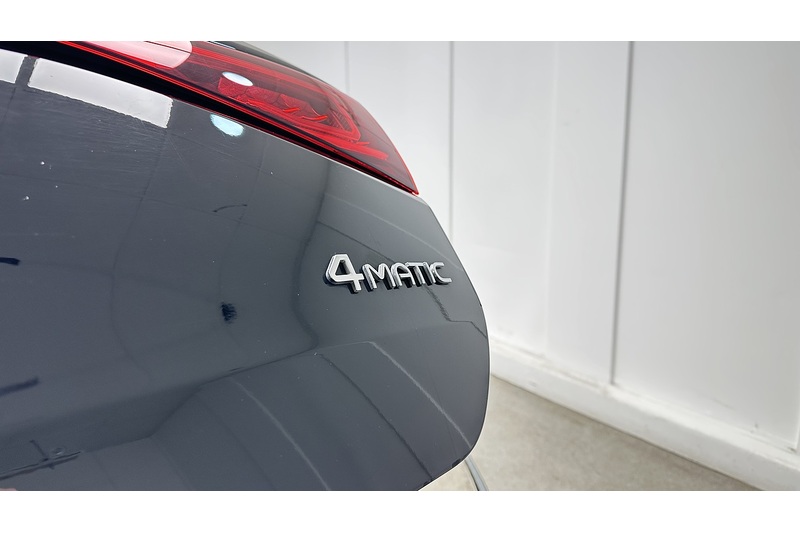 Mercedes-Benz EQB EQB 350 AMG Line - U1277