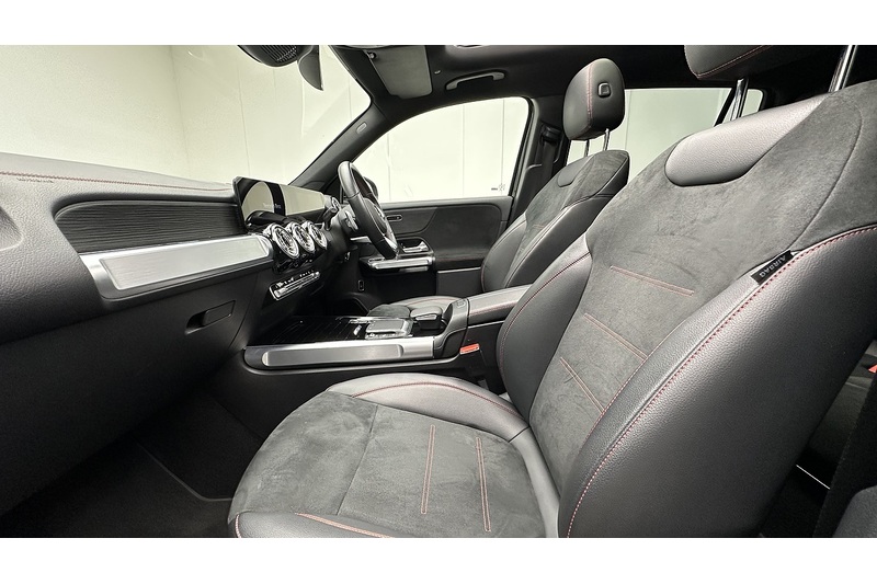 Mercedes-Benz EQB EQB 350 AMG Line - U1277