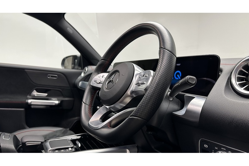 Mercedes-Benz EQB EQB 350 AMG Line - U1277