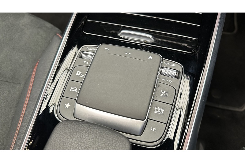 Mercedes-Benz EQB EQB 350 AMG Line - U1277