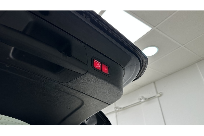 Mercedes-Benz EQB EQB 350 AMG Line - U1277