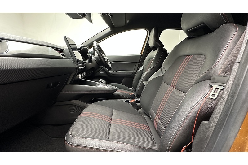 Renault Captur E-TECH RS Line - U1278