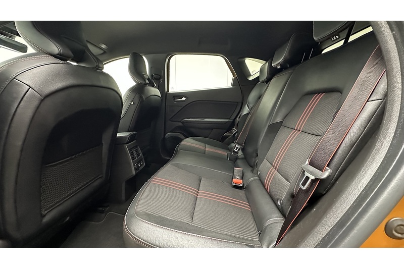 Renault Captur E-TECH RS Line - U1278