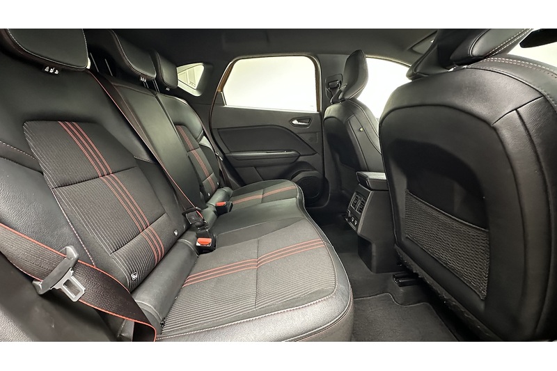 Renault Captur E-TECH RS Line - U1278