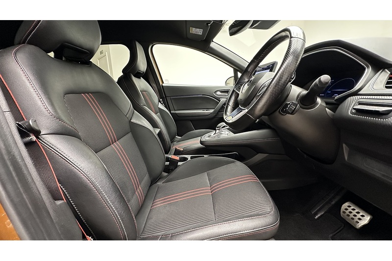 Renault Captur E-TECH RS Line - U1278