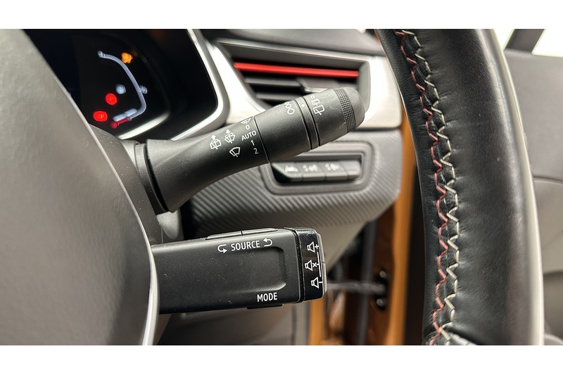 Renault Captur E-TECH RS Line - U1278