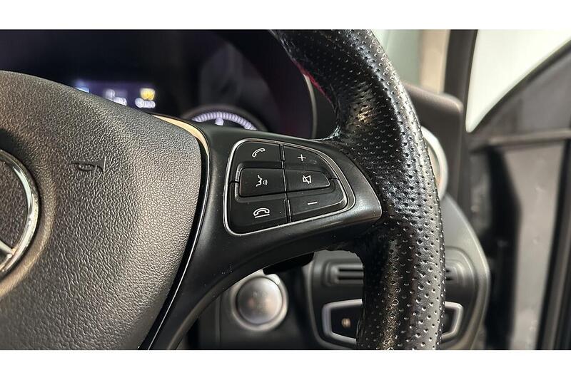 Mercedes-Benz GLC 2.1 GLC220d Sport SUV 5dr Diesel G-Tronic+ 4MATIC Euro 6 (s/s) (170 ps) - U128